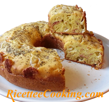 Ciambella salata con formaggi e salumi